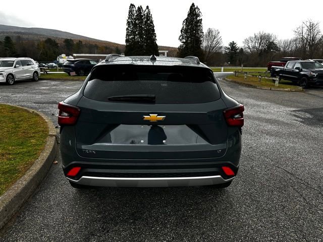 New 2026 Chevrolet Trax LT w/ Driver Confidence Package image 6