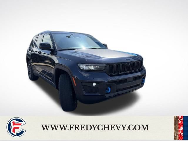 Used 2024 Jeep Grand Cherokee Trailhawk AWD/4WD image 31