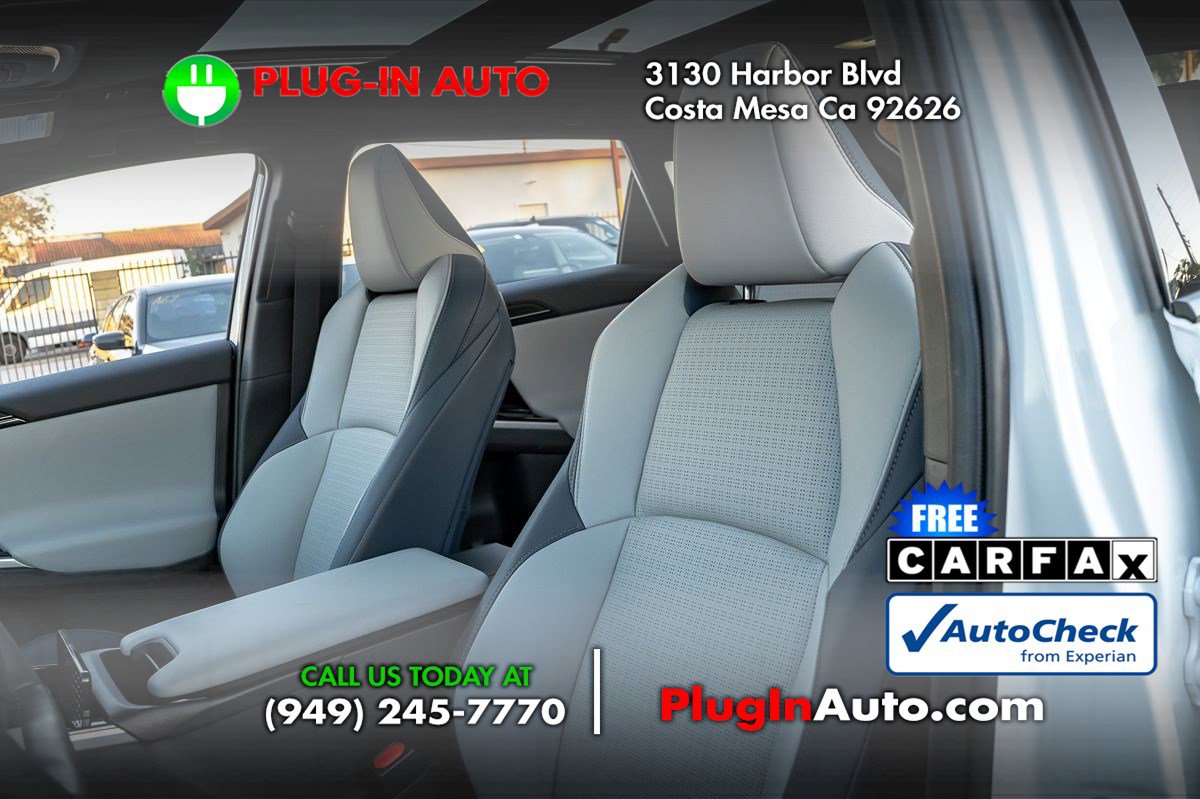 Used 2024 Subaru Solterra Touring w/ Touring Package image 9