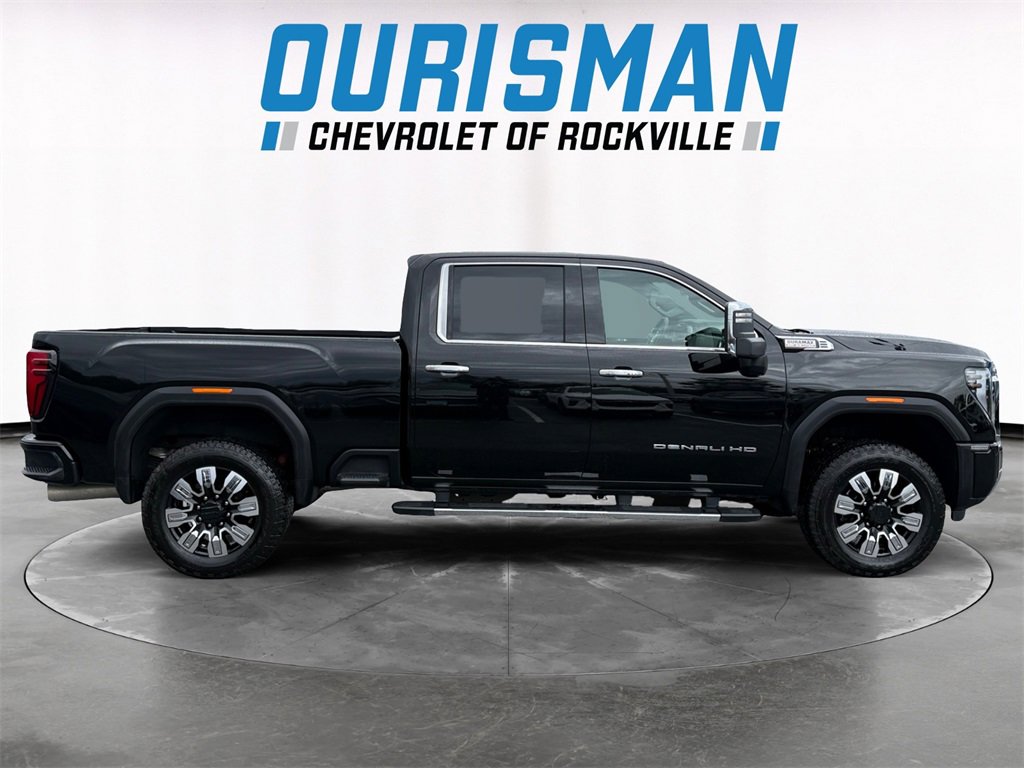 Used 2025 GMC Sierra 2500 Denali image 7