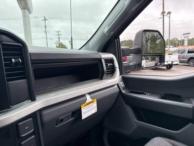 New 2026 Ford F350 XL image 30