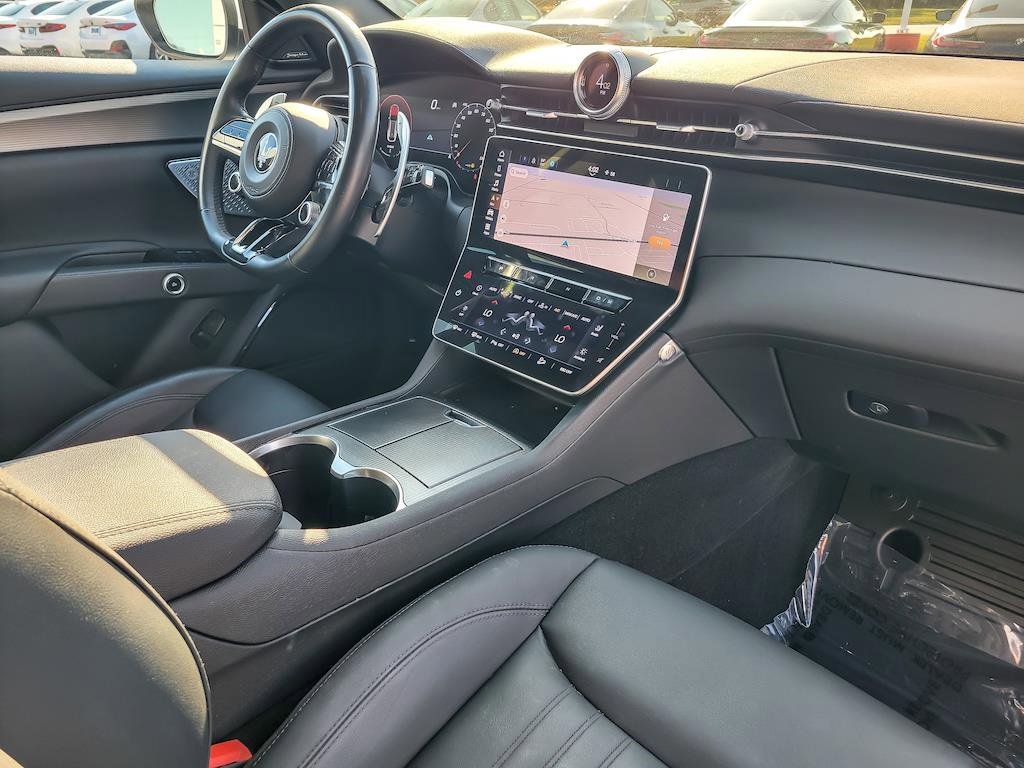 Used 2023 Maserati Grecale GT image 23