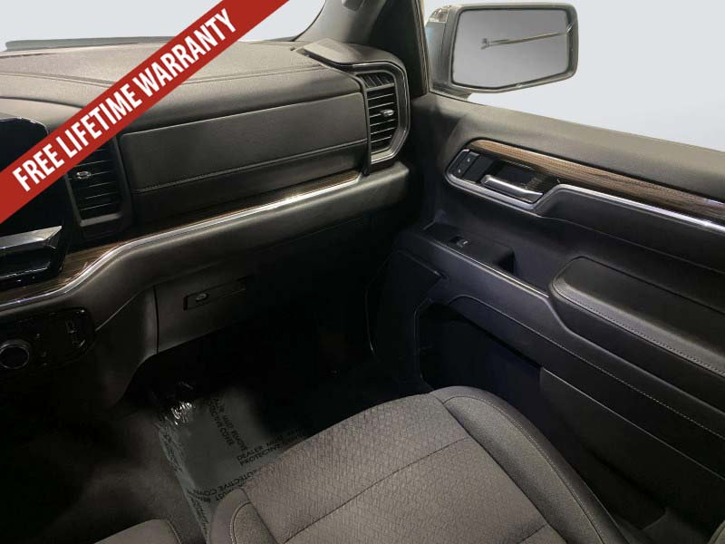 Used 2025 Chevrolet Silverado 1500 LT AWD/4WD image 26