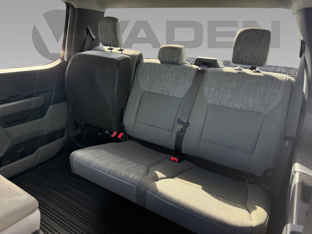 Used 2022 Ford F150 XLT w/ Trailer Tow Package image 4