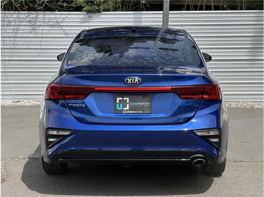 Used 2020 Kia Forte LXS FWD image 11