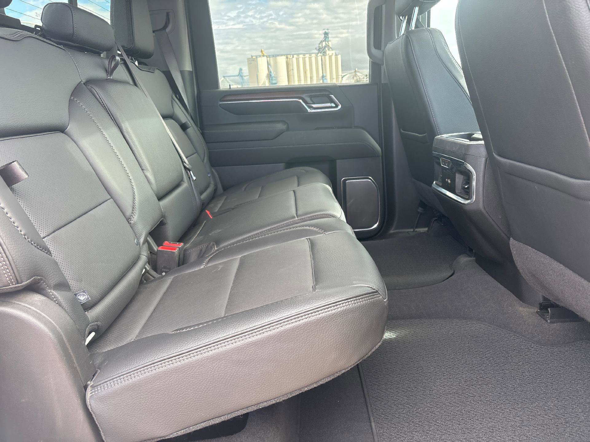 Used 2024 GMC Sierra 2500 Denali w/ Denali Reserve Package image 40