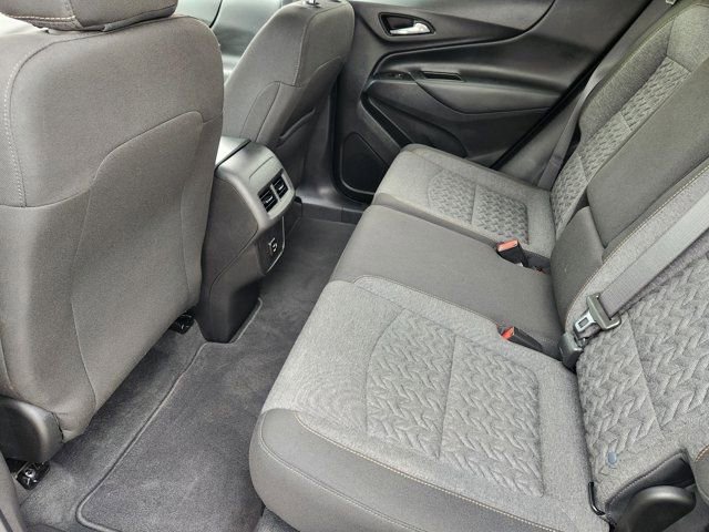 Used 2023 Chevrolet Equinox LT image 30