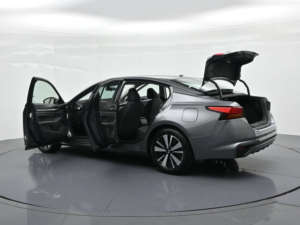 Used 2022 Nissan Altima 2.5 SV FWD image 29