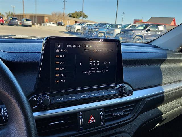 Used 2022 Kia Forte Sedan image 16