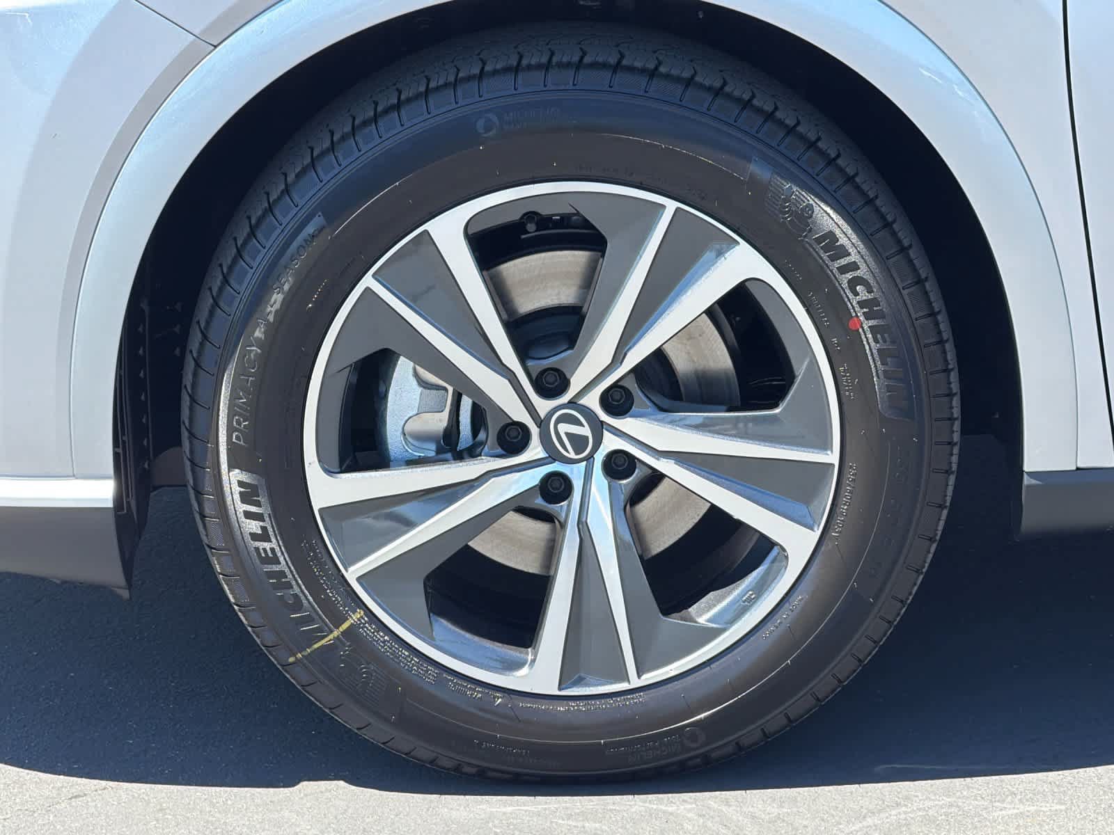 New 2026 Lexus RX 350 AWD w/ Cold Area Package image 30