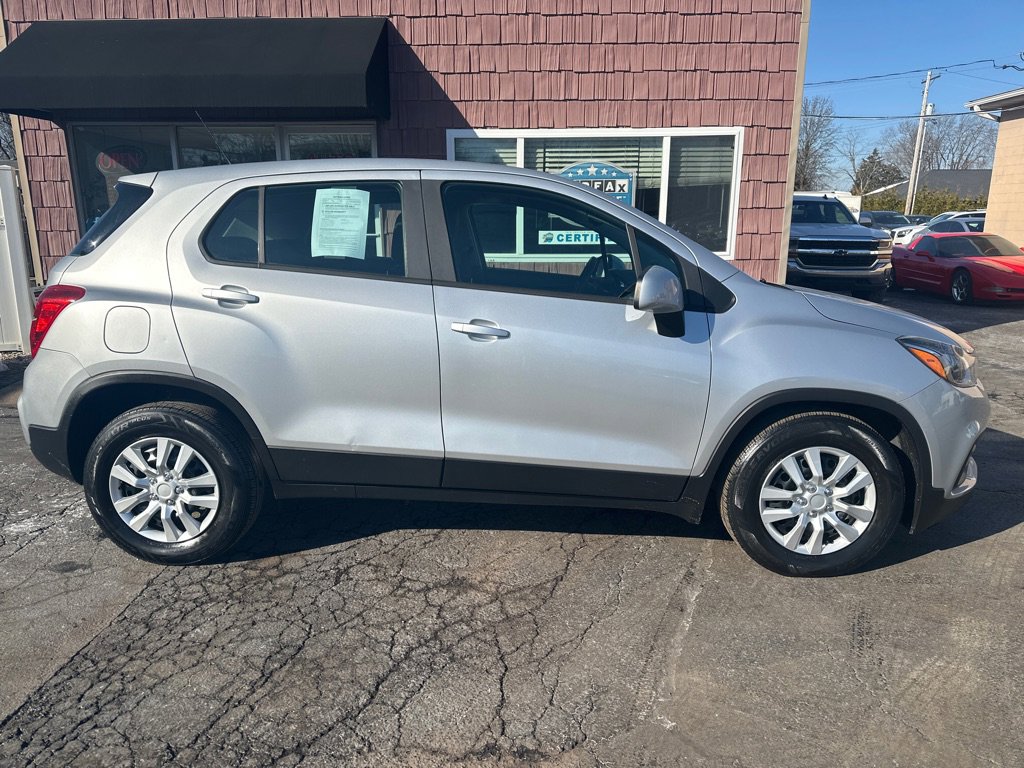 Used 2017 Chevrolet Trax LS image 5