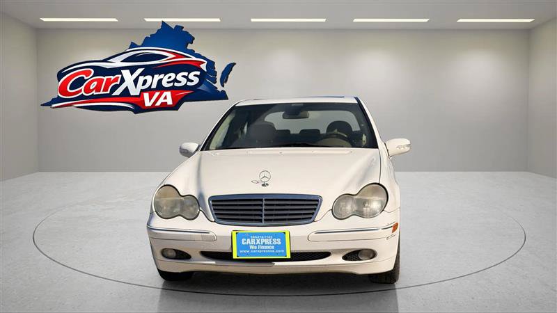 Used 2003 Mercedes-Benz C 240 Sedan w/ C2 Opt Pkg image 2
