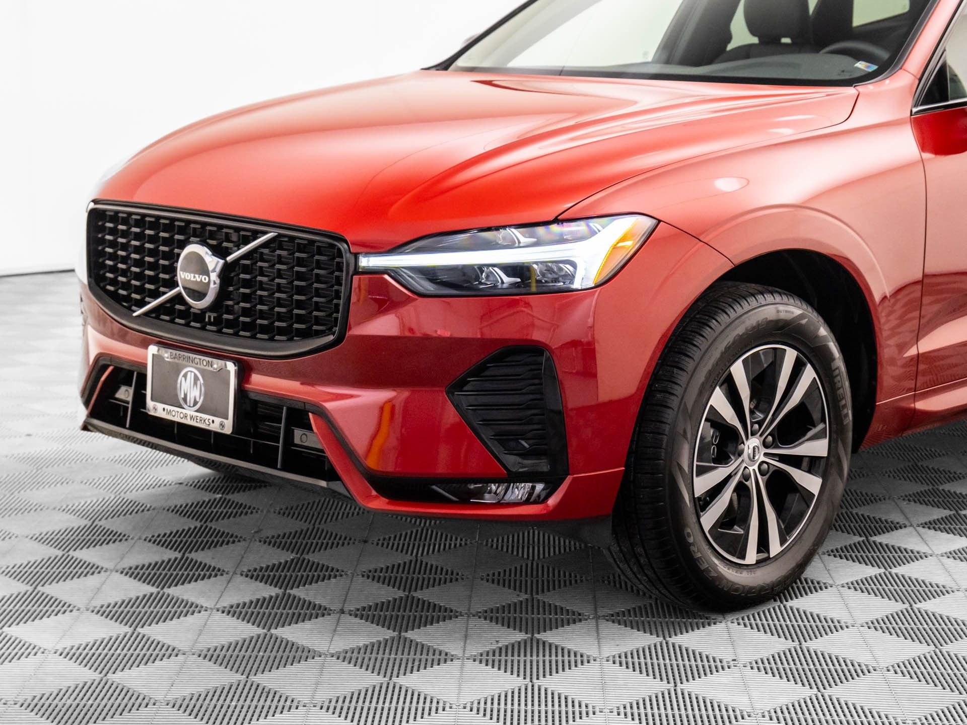 Used 2025 Volvo XC60 B5 Core w/ Protection Package Premier image 35