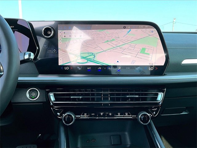 New 2025 Chevrolet Traverse LT w/ Sun and Wheel Package image 11