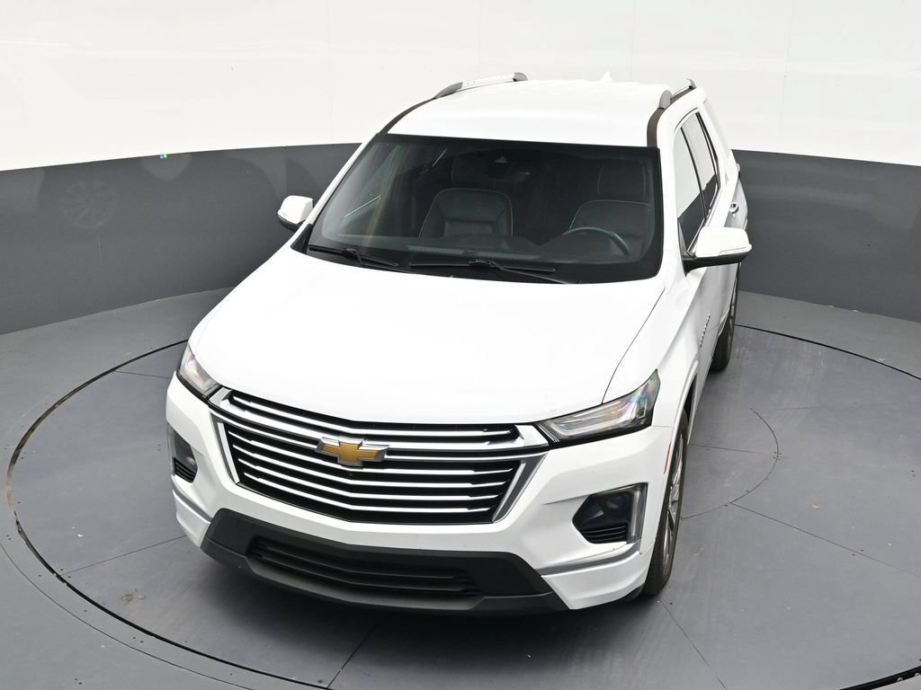 Used 2023 Chevrolet Traverse Premier FWD image 18