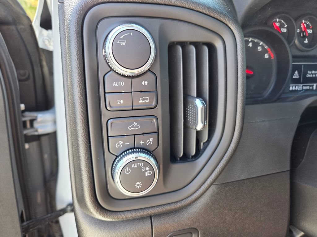 Used 2025 GMC Sierra 1500 Pro w/ Graphite Edition AWD/4WD image 21