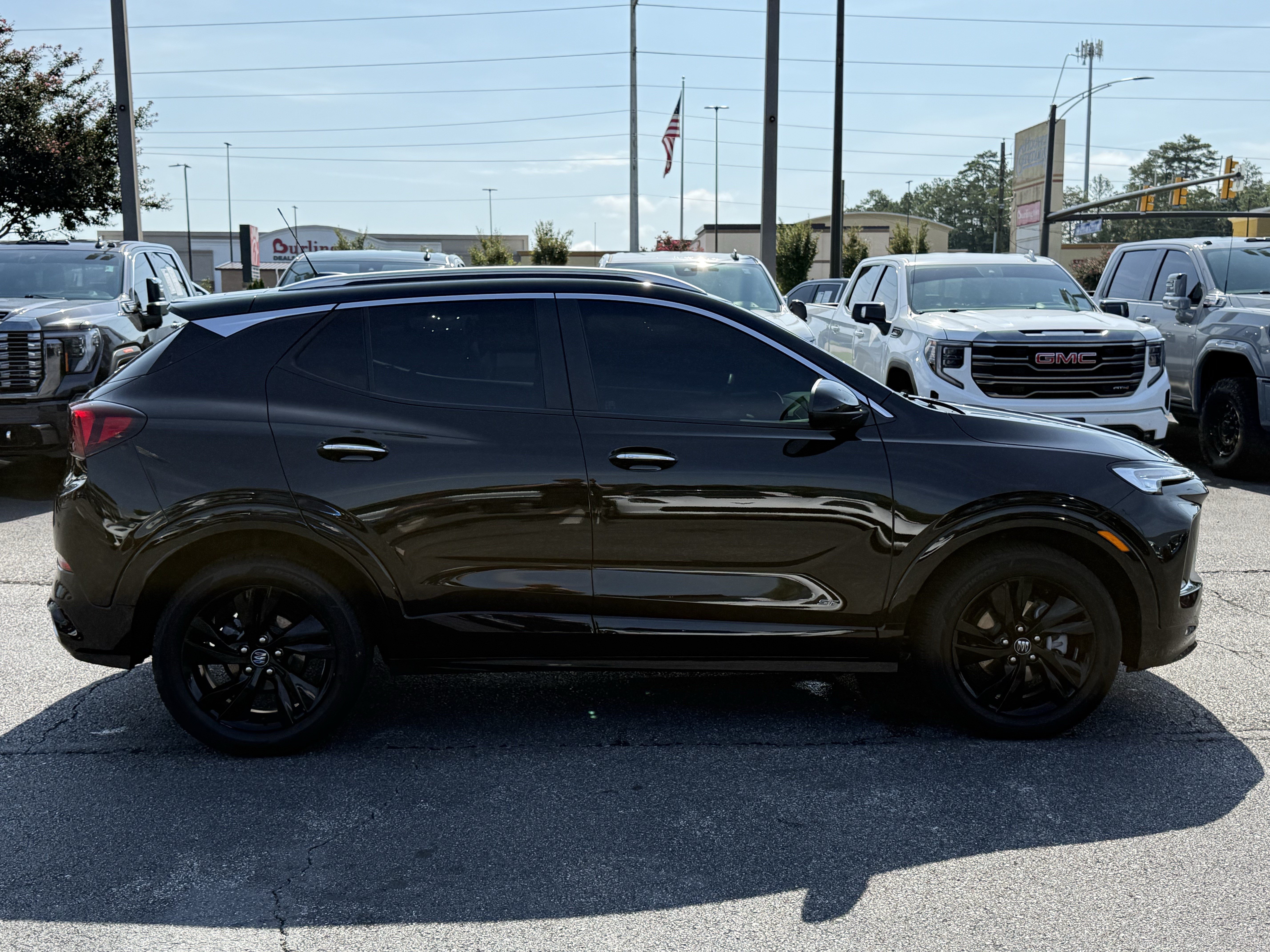 Used 2026 Buick Encore GX Sport Touring w/ Comfort Package FWD image 11