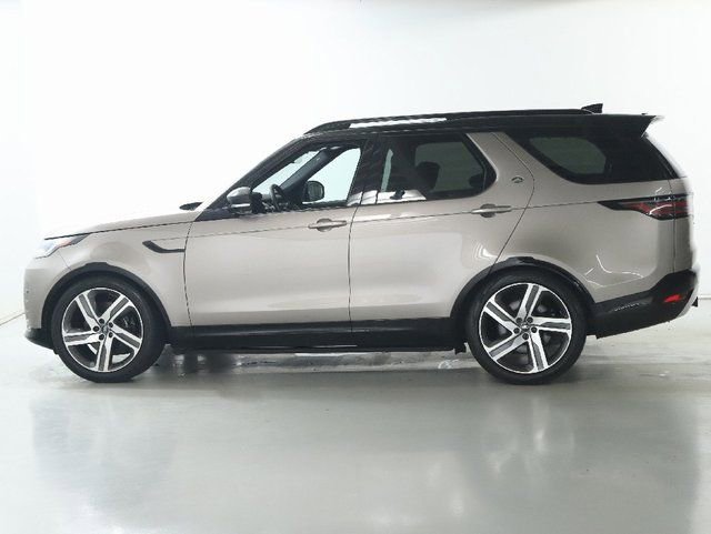 Certified 2023 Land Rover Discovery Metropolitan Edition AWD/4WD image 4