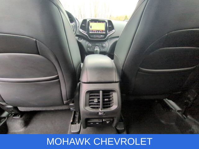 Used 2019 Jeep Cherokee Limited image 21