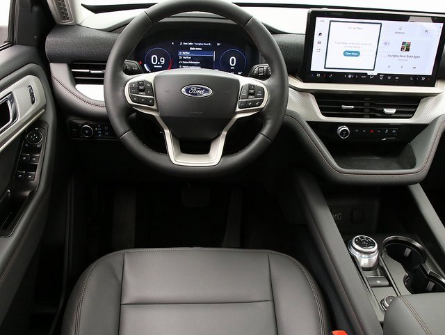 New 2026 Ford Explorer Active image 15