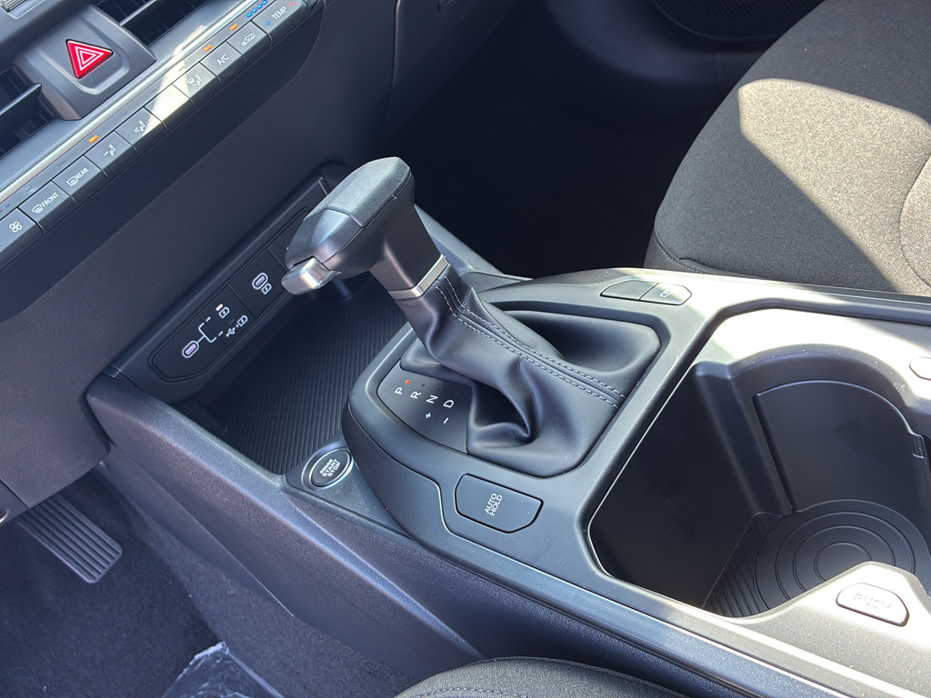 New 2026 Kia K4 FWD image 33