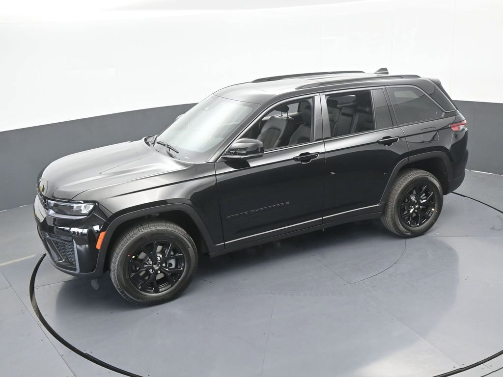 New 2026 Jeep Grand Cherokee Altitude RWD image 41