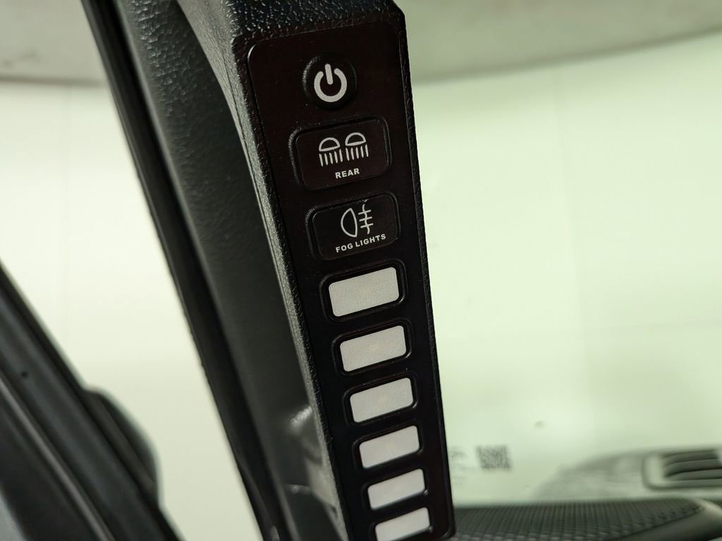 Used 2021 Jeep Wrangler Unlimited Rubicon AWD/4WD image 27