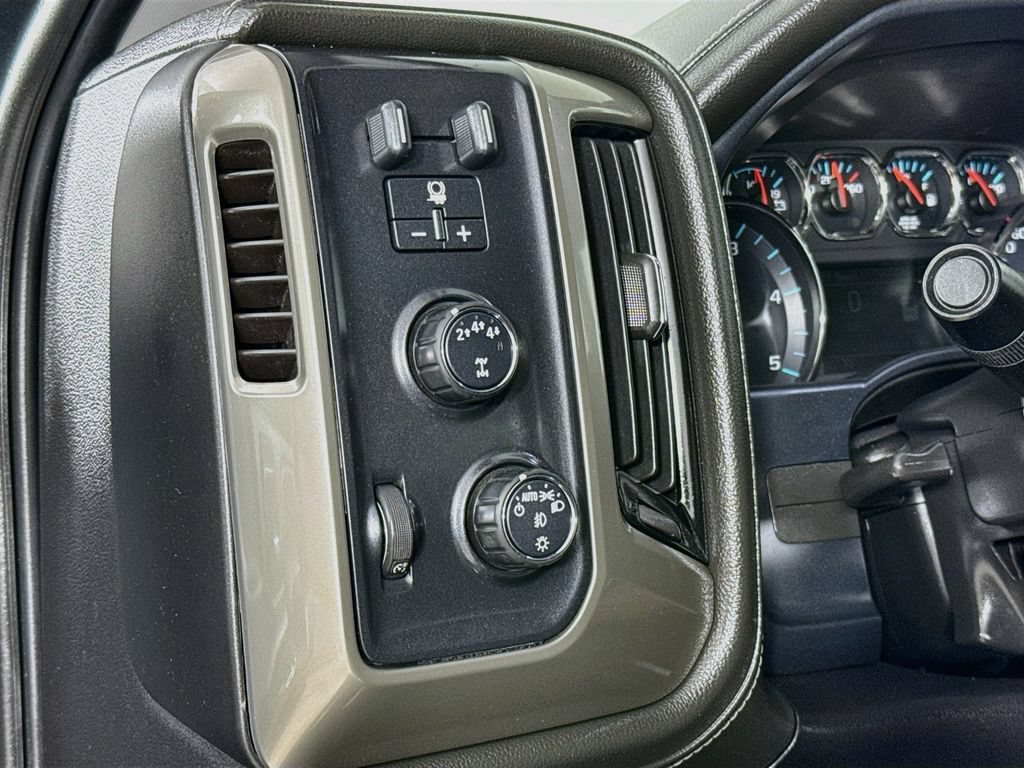 Used 2018 Chevrolet Silverado 3500 High Country w/ Duramax Plus Package AWD/4WD image 12