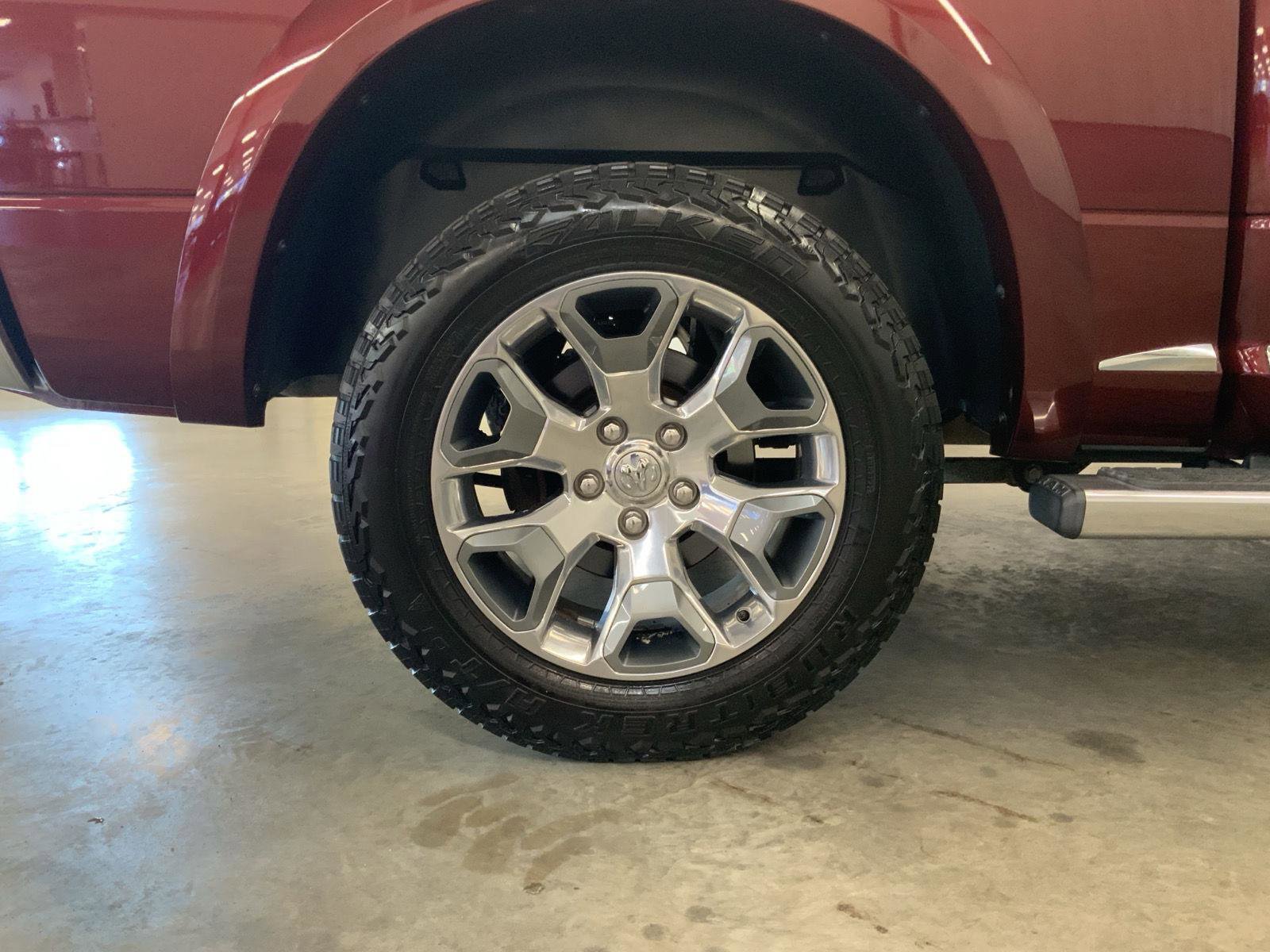 Used 2017 RAM 1500 Limited AWD/4WD image 36