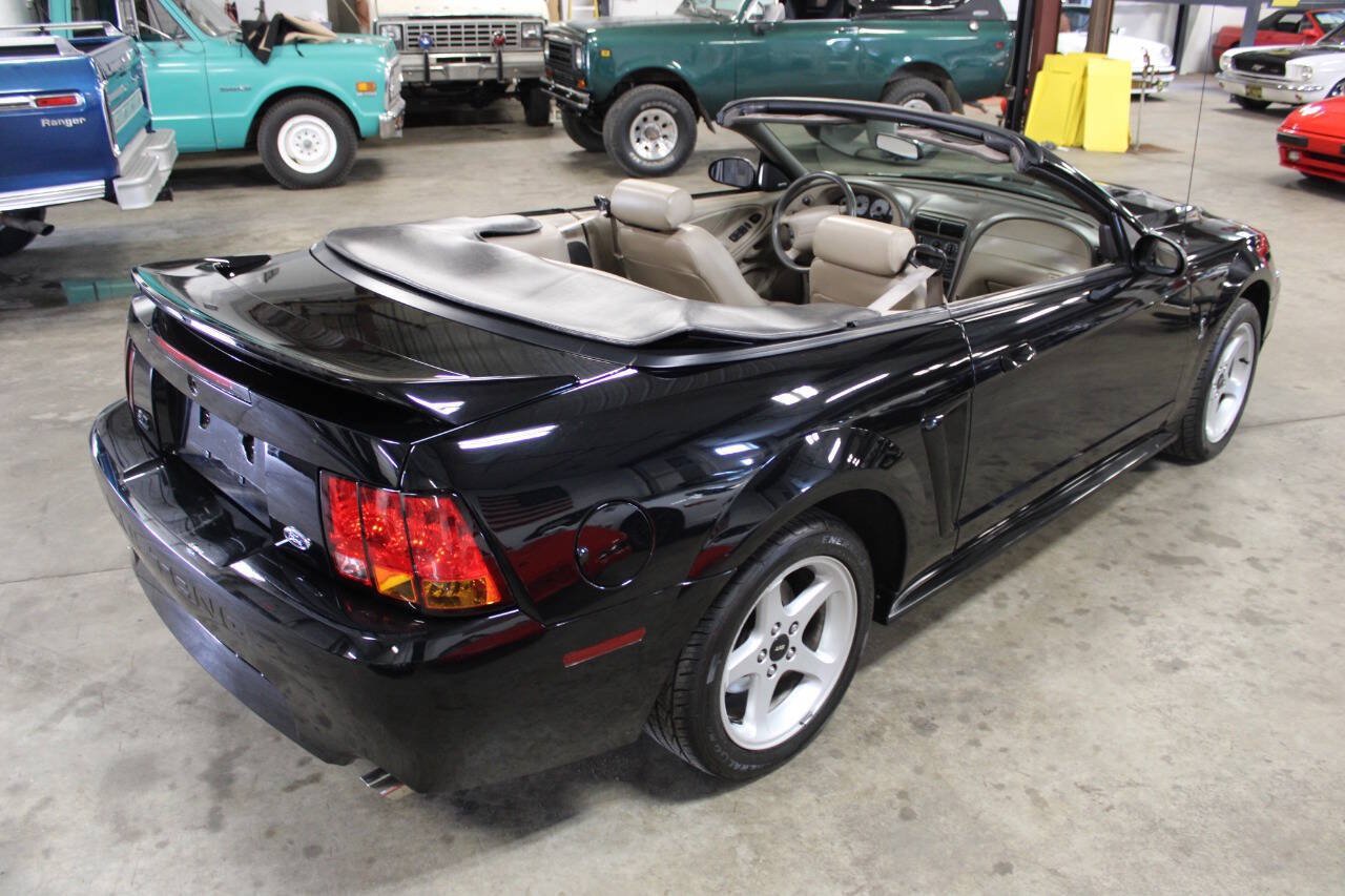 Used 1999 Ford Mustang Cobra RWD image 37