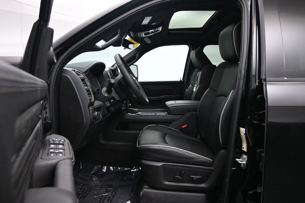 New 2026 RAM 3500 Limited AWD/4WD image 20