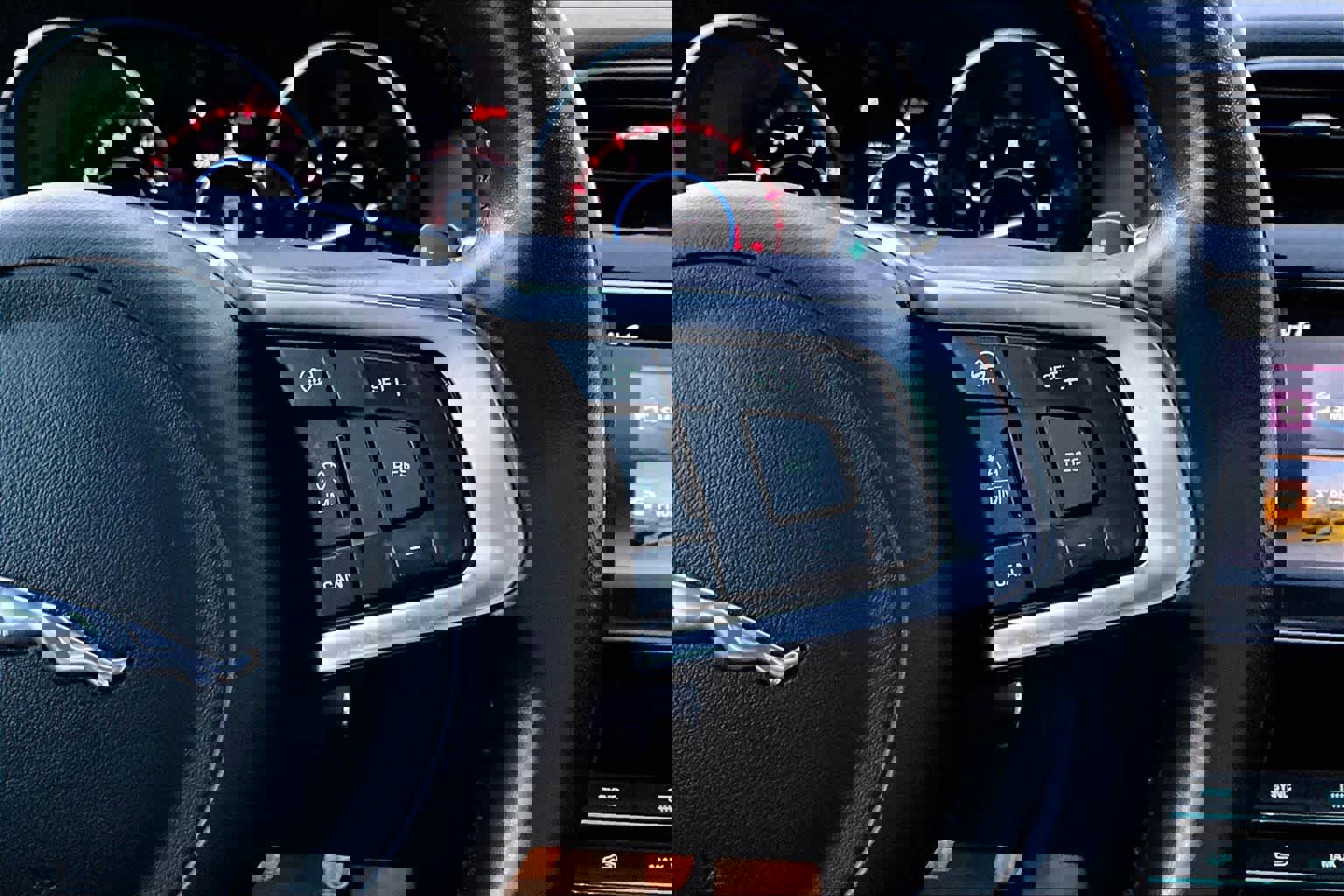 Used 2018 Jaguar F-PACE Prestige image 23