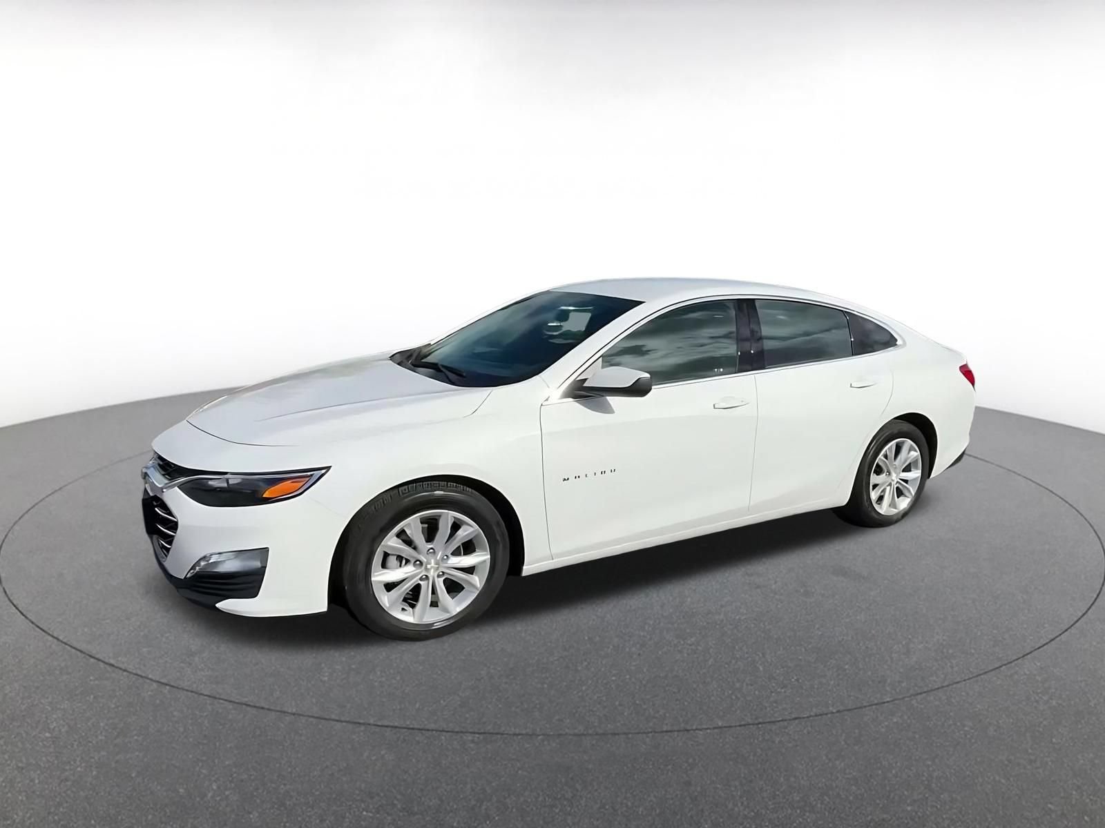 Used 2024 Chevrolet Malibu LT FWD image 7