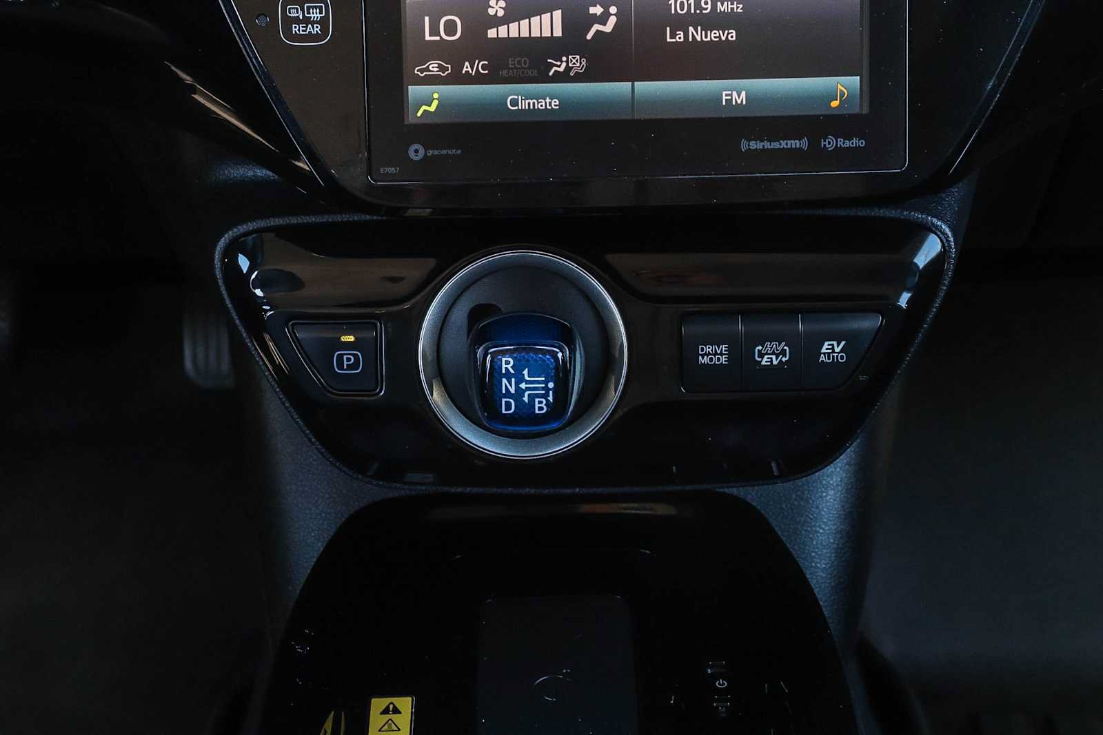 Used 2022 Toyota Prius Prime XLE FWD image 21