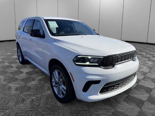 Used 2023 Dodge Durango GT AWD/4WD image 3