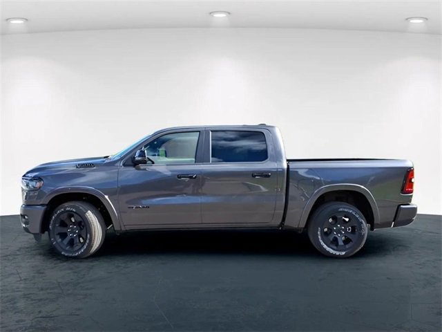 New 2026 RAM 1500 4x4 Crew Cab image 4
