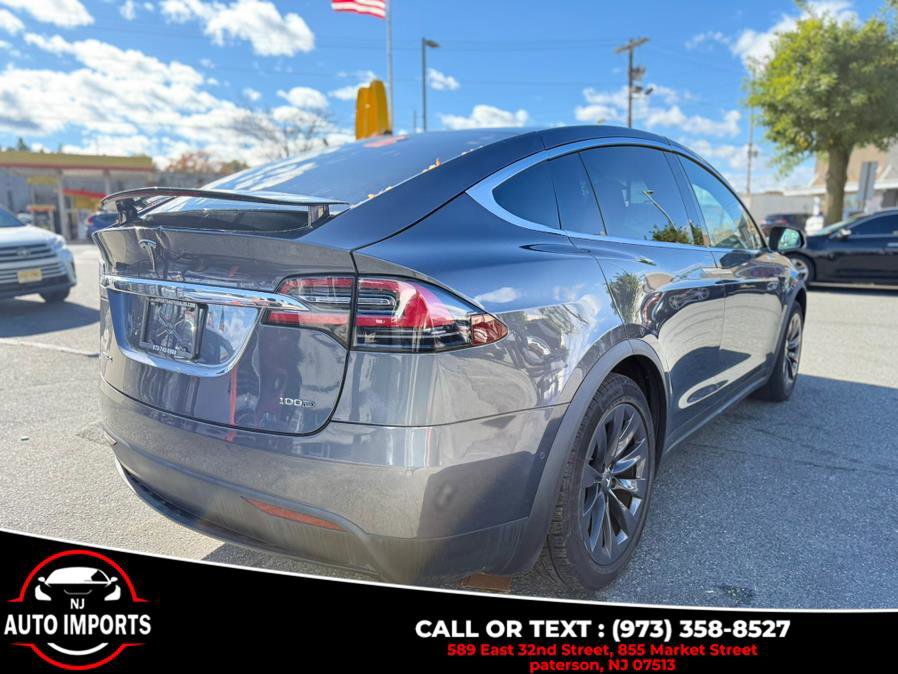 Used 2018 Tesla Model X P100D image 7