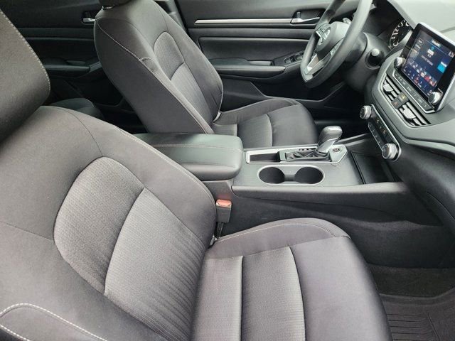Used 2022 Nissan Altima 2.5 SV image 19
