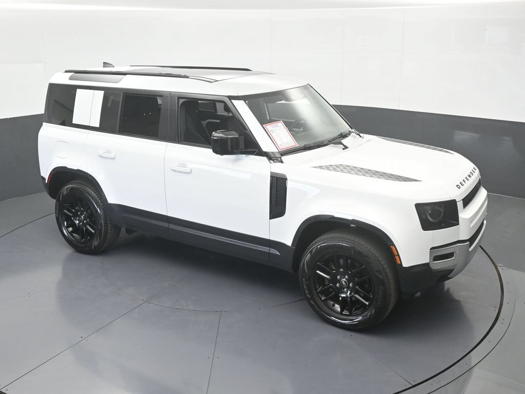 Used 2025 Land Rover Defender 110 S AWD/4WD image 70