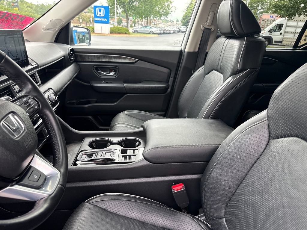Used 2024 Honda Pilot Elite image 14