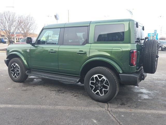 Used 2025 Ford Bronco Outer Banks image 3