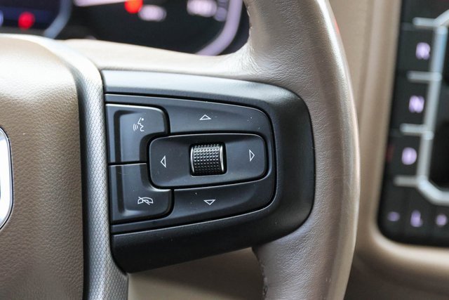 Used 2021 GMC Yukon Denali w/ Denali Premium Package image 38