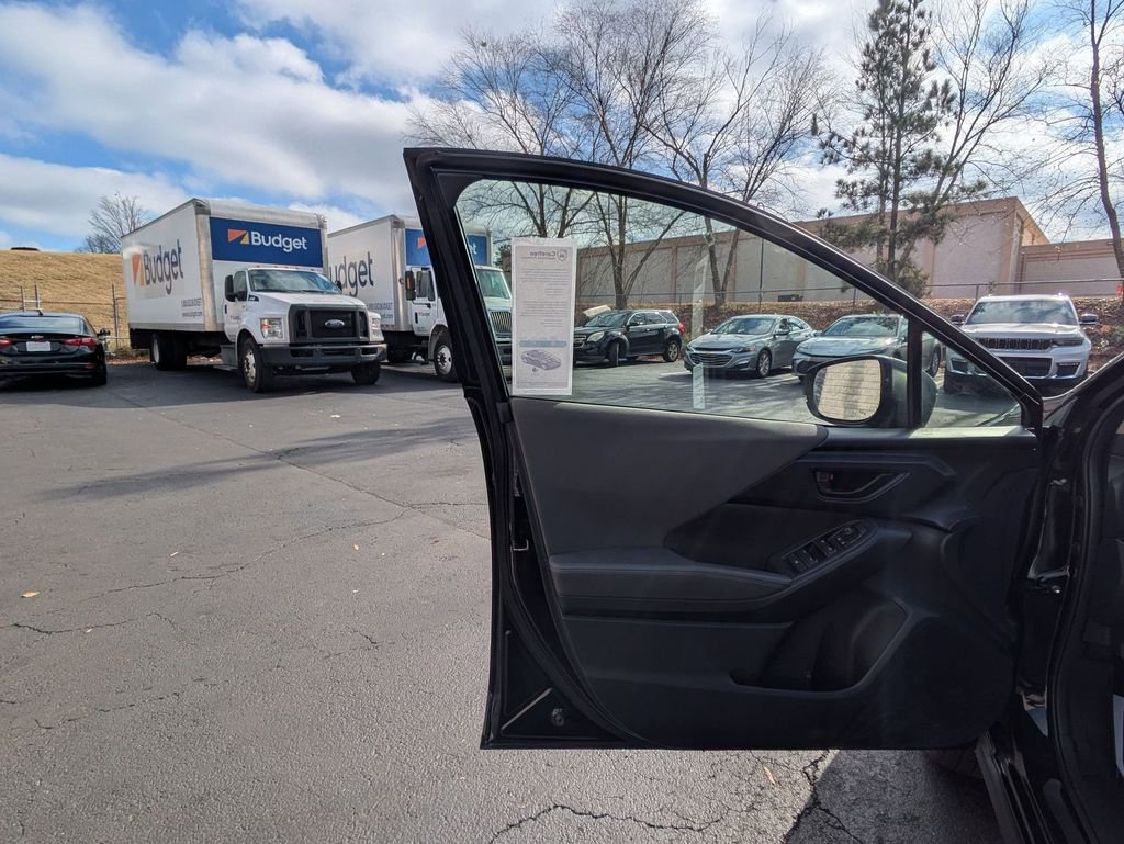 Used 2024 Subaru Crosstrek 2.0i Premium image 11