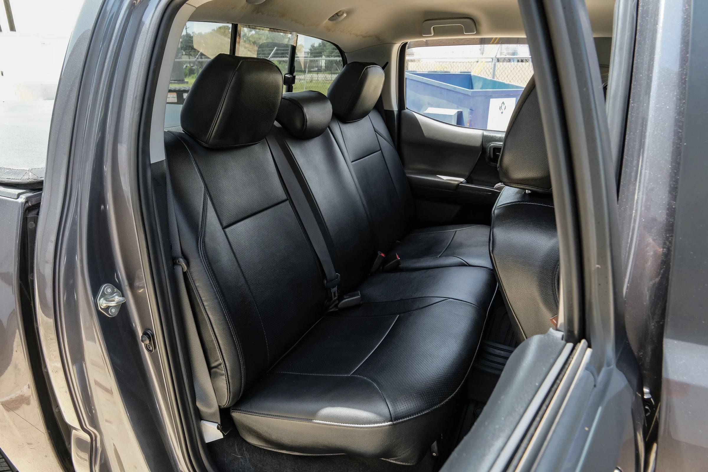 Used 2017 Toyota Tacoma SR5 RWD image 32