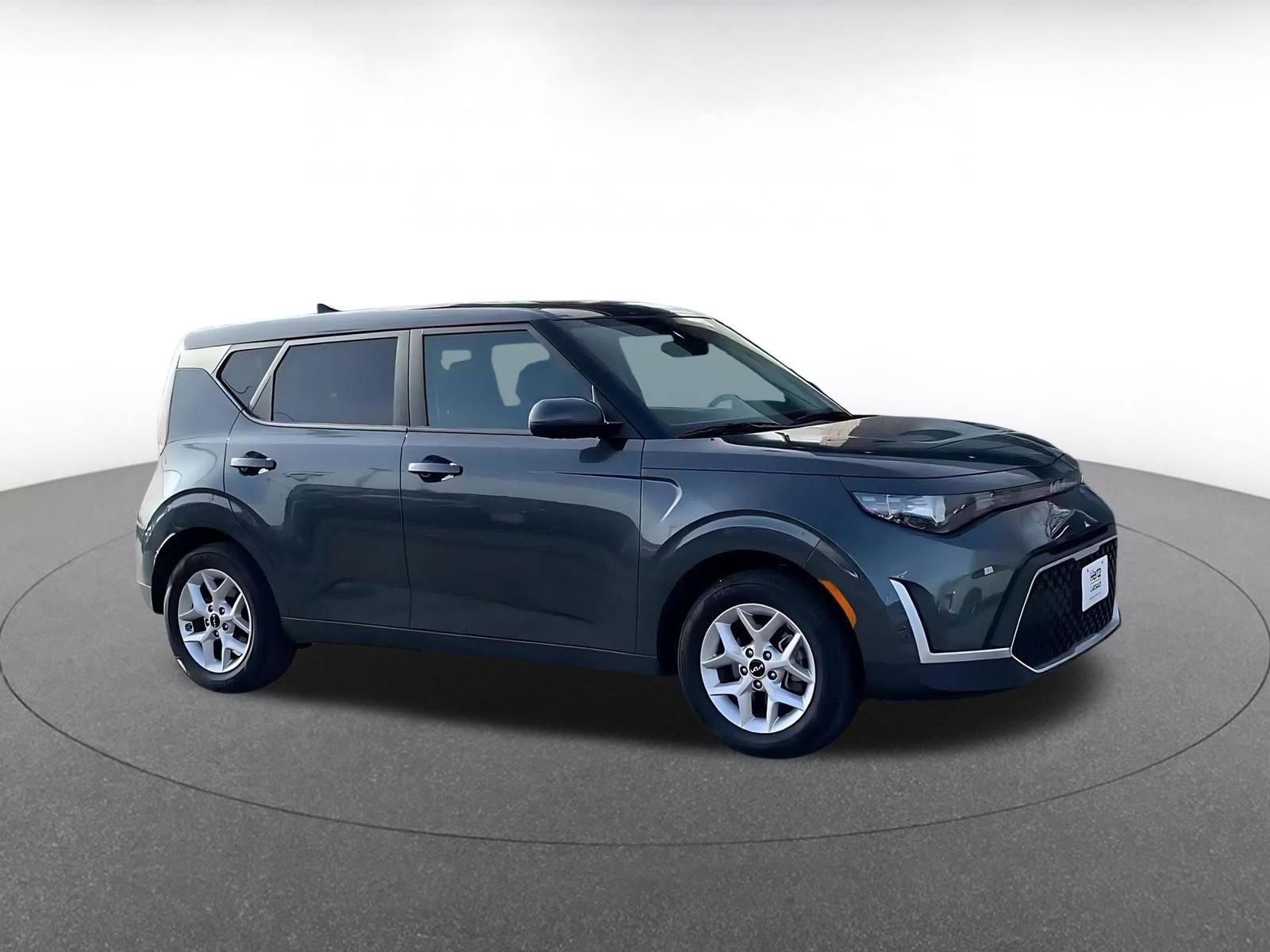 Used 2025 Kia Soul LX w/ LX Technology Package video 2