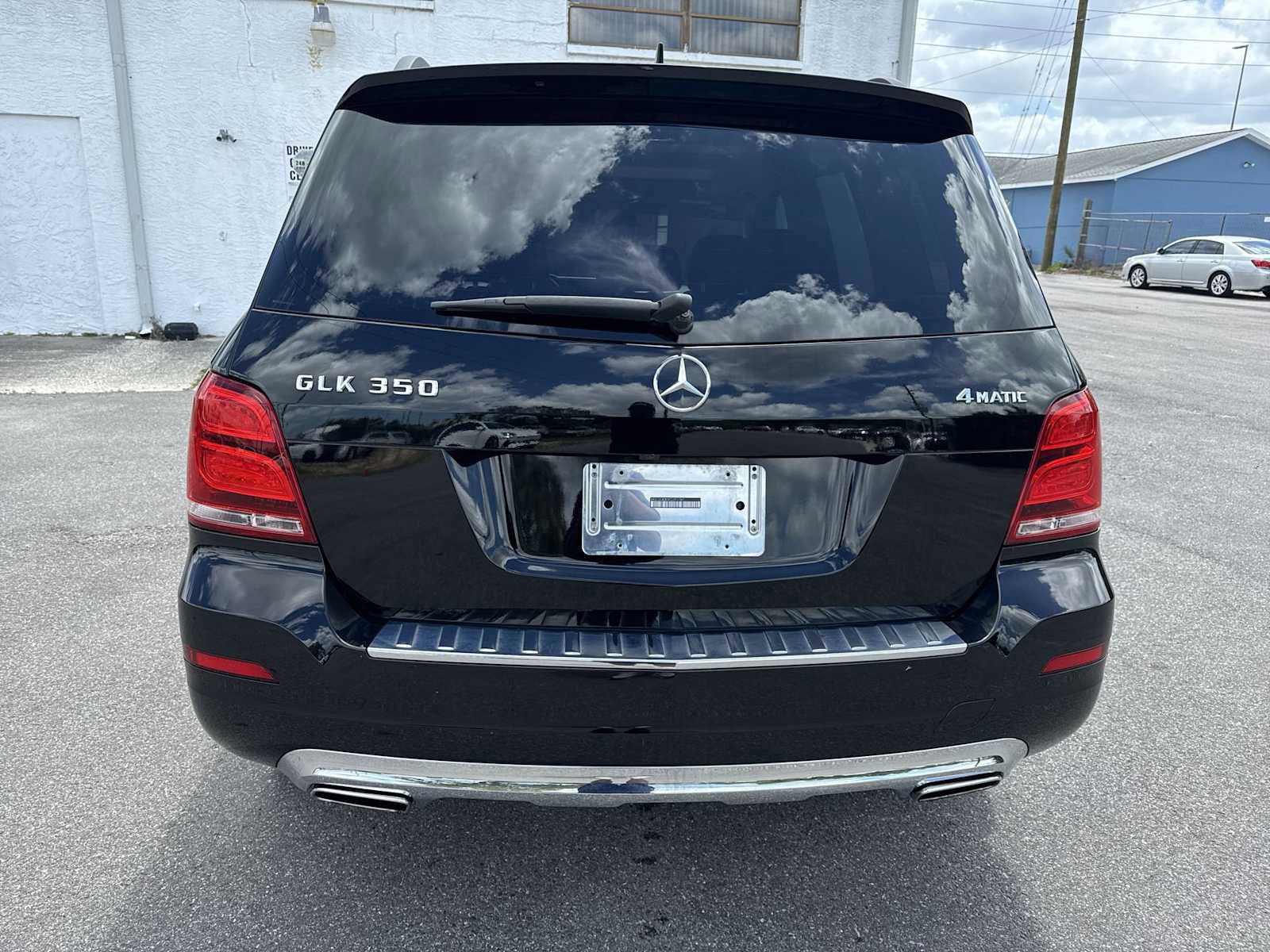 Used 2015 Mercedes-Benz GLK 350 4MATIC image 5