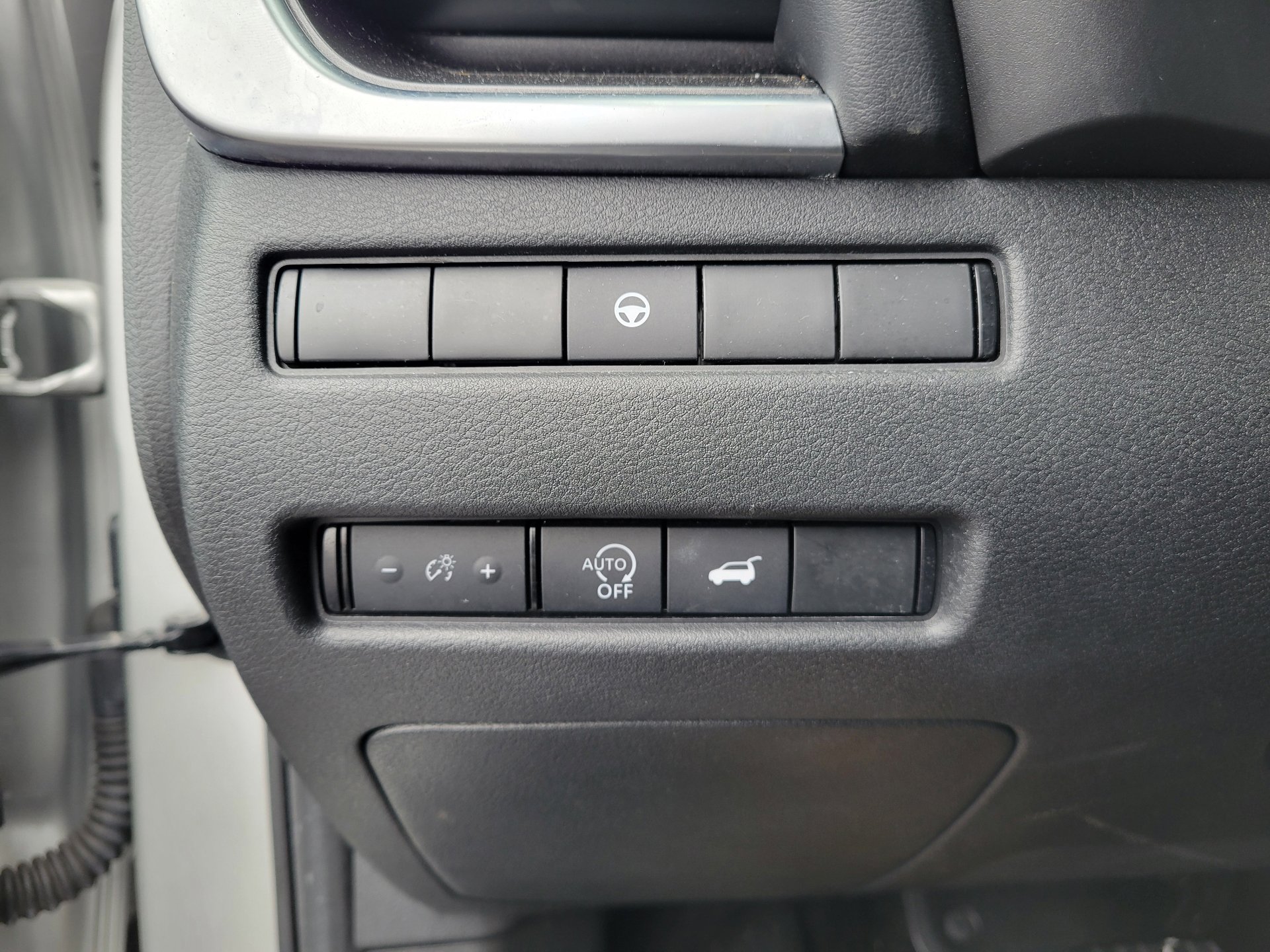 Certified 2023 Nissan Rogue SV w/ SV Premium B Package image 20