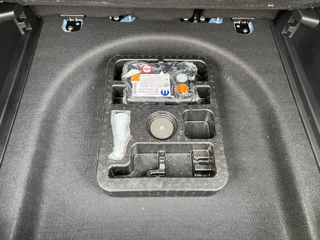 New 2026 Jeep Compass Latitude image 20