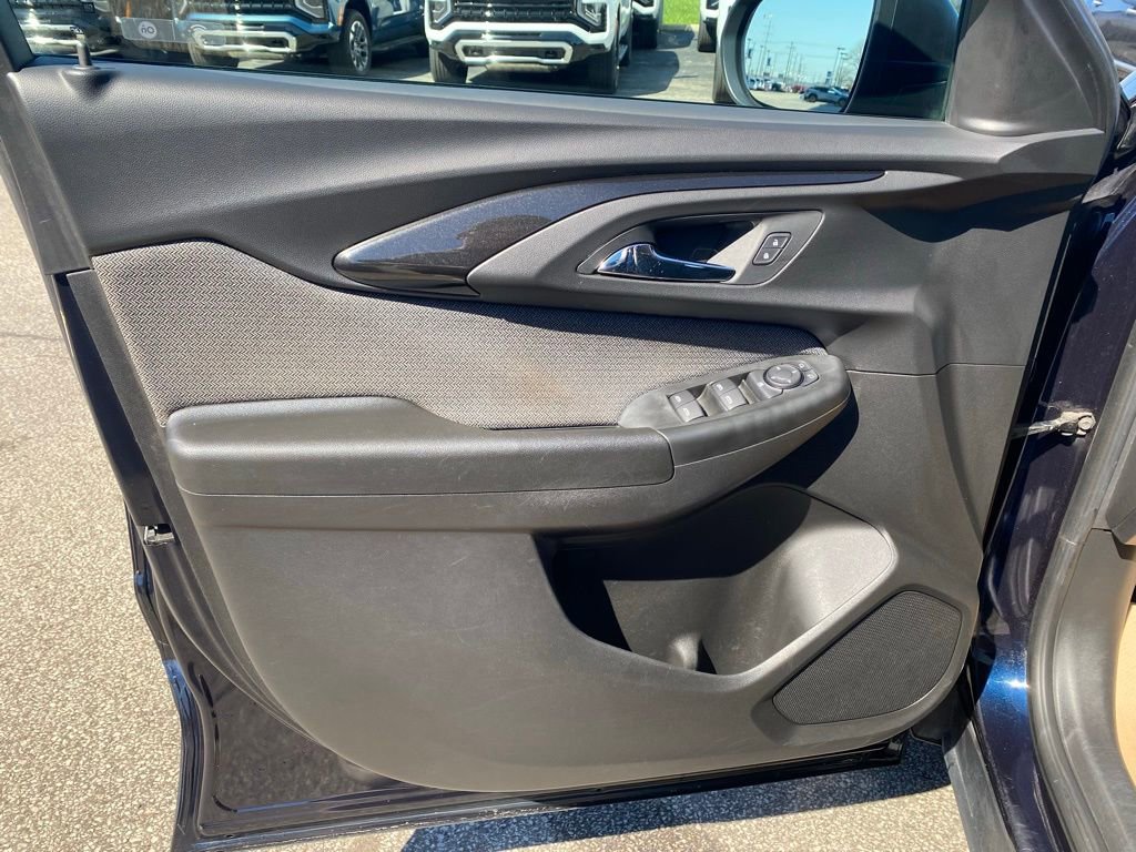 Used 2021 Chevrolet TrailBlazer LS FWD image 9