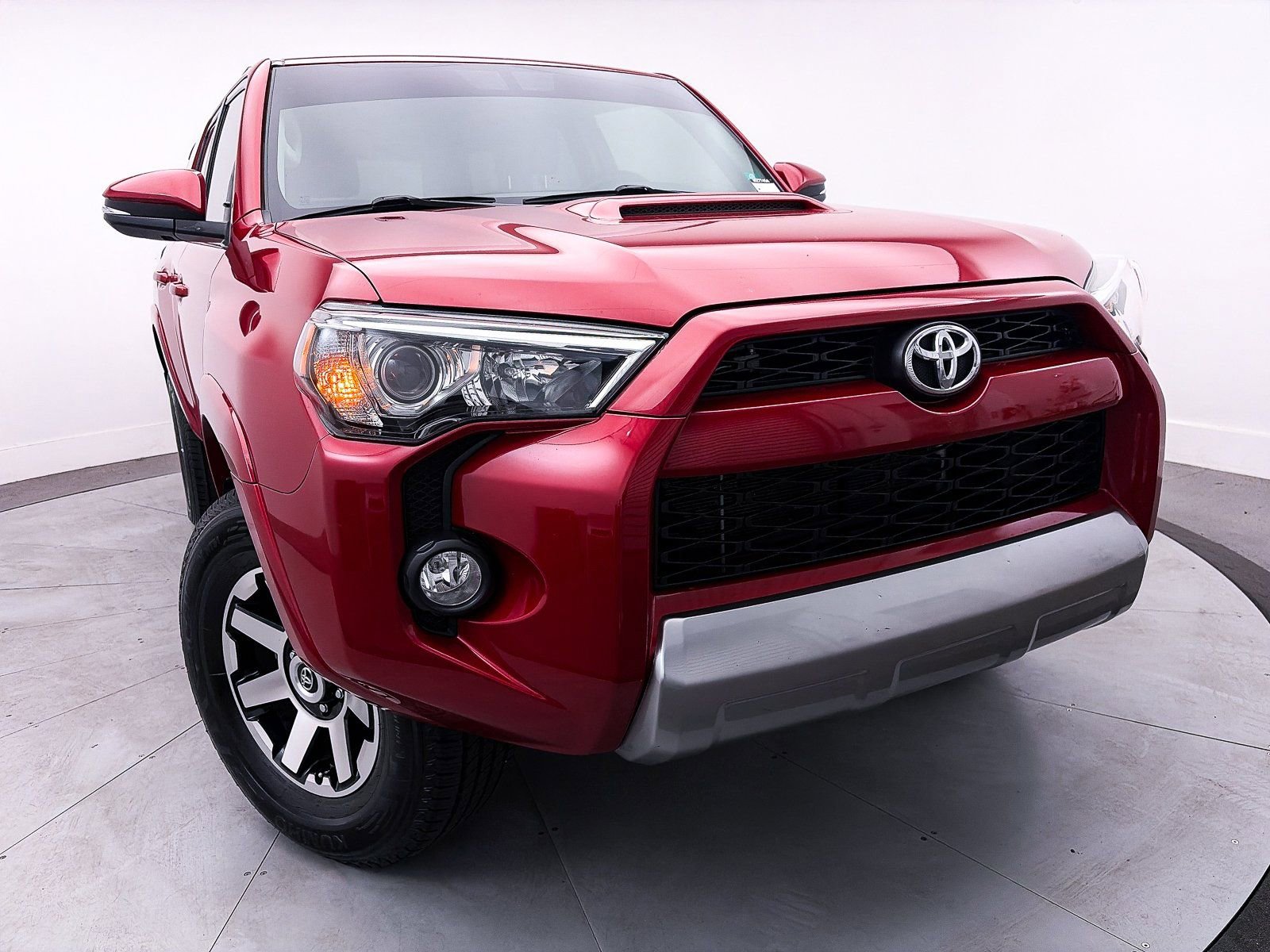 Used 2019 Toyota 4Runner TRD Off-Road Premium image 3